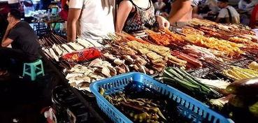 成都夜市吃瓜,尽享夏日夜生活